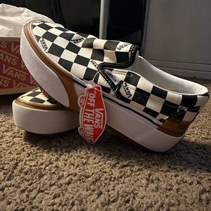 NWT VANS old skool  checkered platform slips on stacked gum sole womens size 6.5